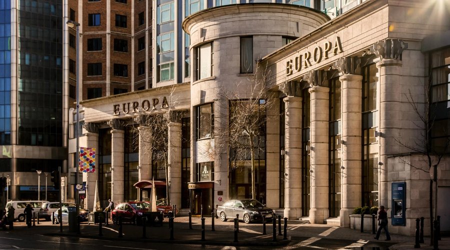 External Photo of Front of Hotel