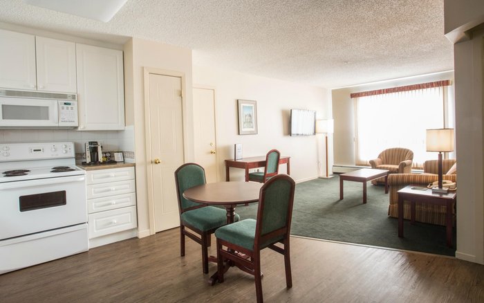 CAPITAL SUITES IQALUIT - Updated 2024 Hotel Reviews (Nunavut)