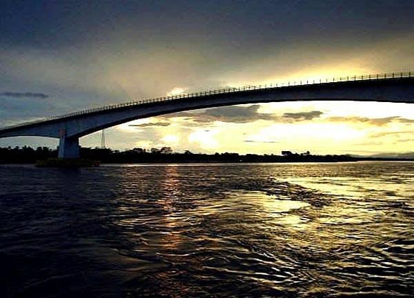 Puente Guillermo Gaviria Correa image
