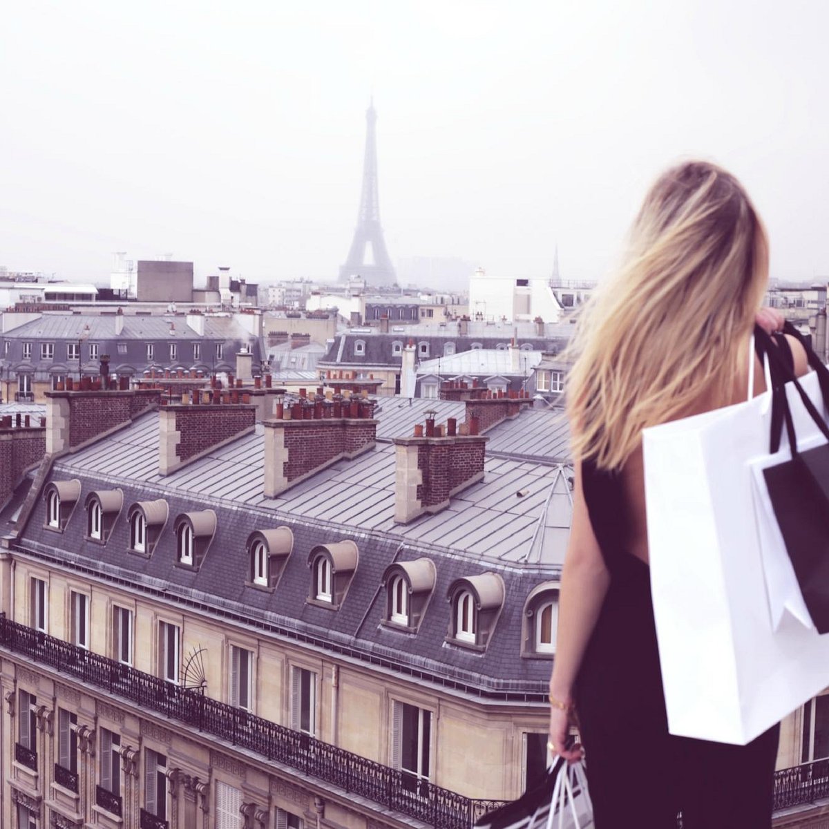 28 Best Places For Shopping In Paris Like A Pro In 2023