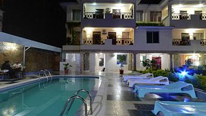 Royal City Hotel in Kisumu, image may contain: Villa, Hotel, Resort, Pool