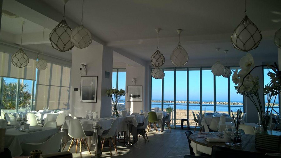 sala a mezzogiorno