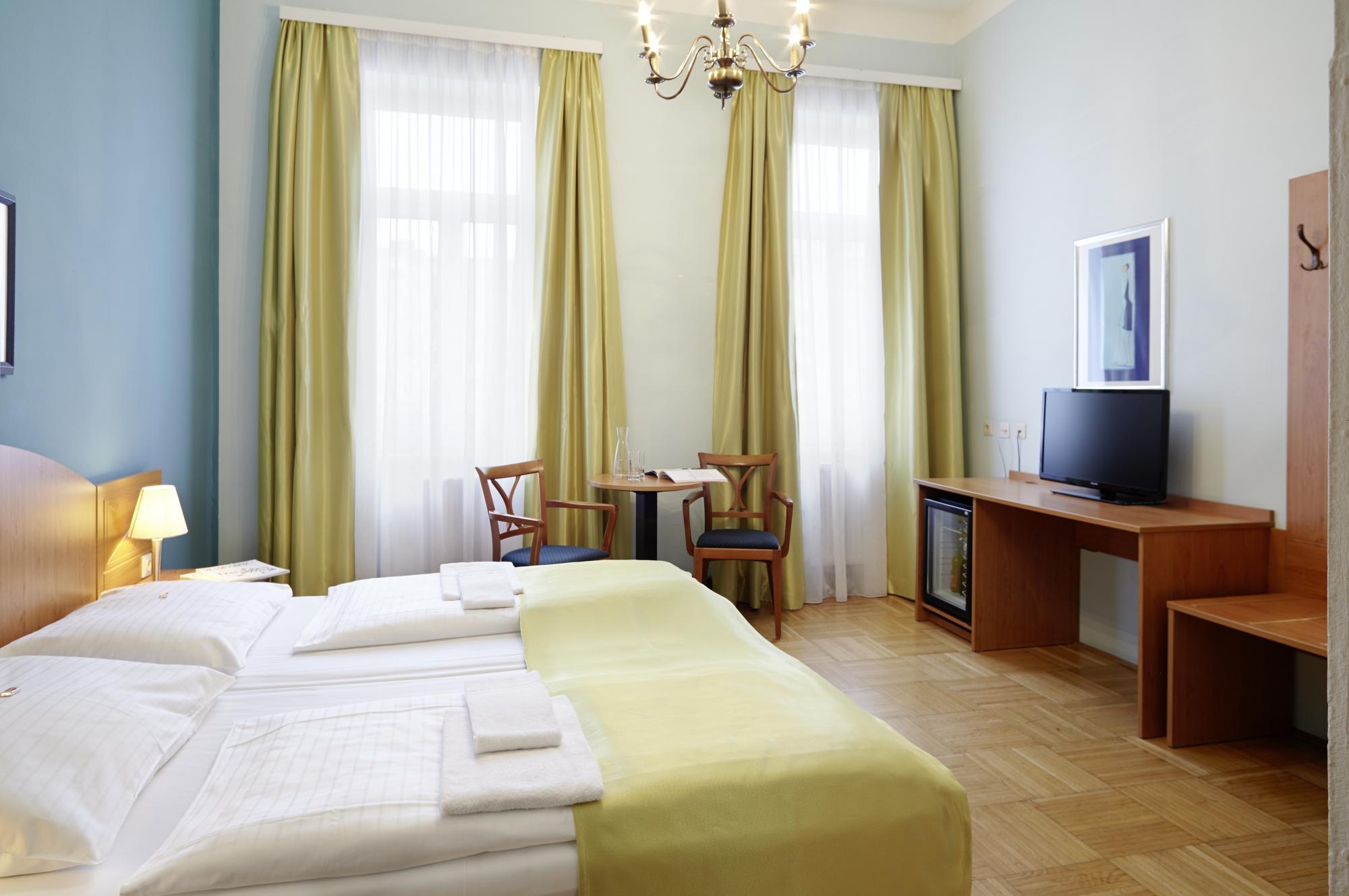 BoutiqueHOTEL Donauwalzer UPDATED 2024 Prices Reviews Photos