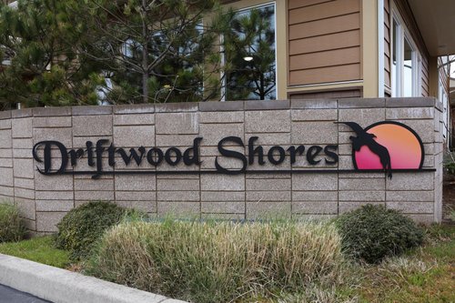 Driftwood Shores Resort image