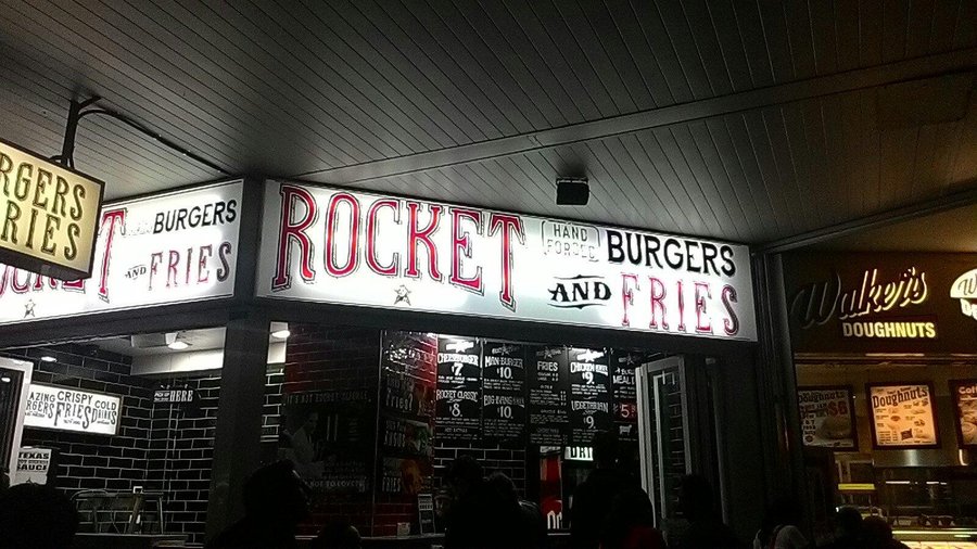 Excellent burgers. Superb fries.