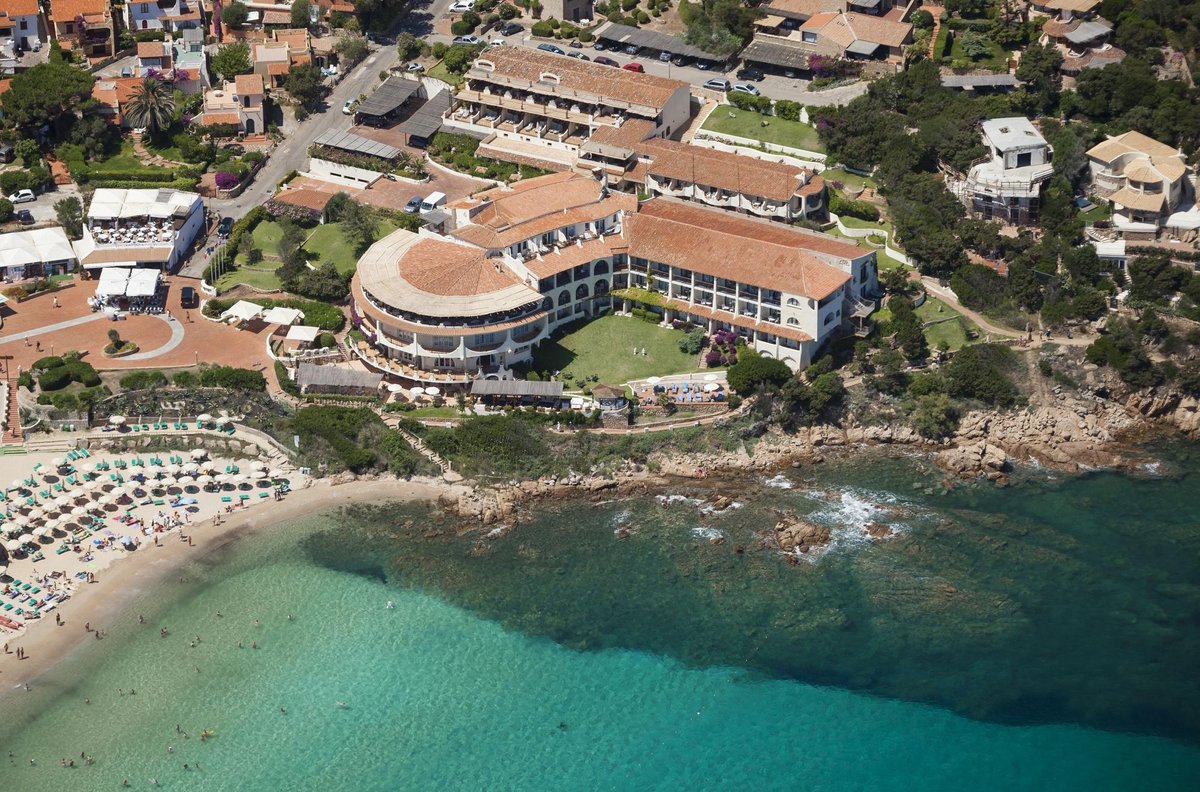 Club Hotel Baja Sardinia Concierge: Pictures & Reviews - Tripadvisor