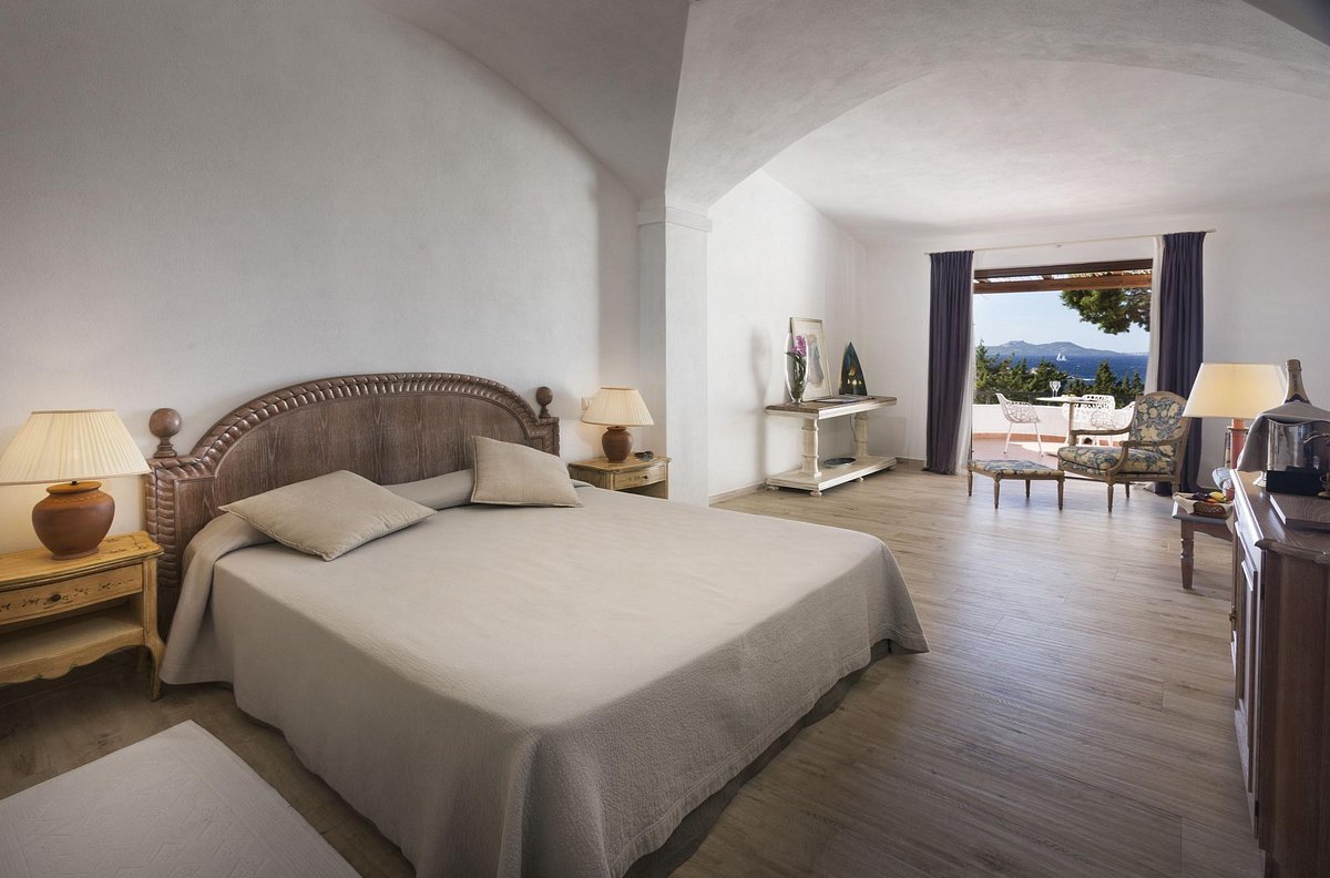 HOTEL LA BISACCIA - Updated 2024 Prices & Reviews (Sardinia/Baia Sardinia)