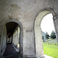 Le Touret Military Cemetery and Memorial - CP Michel Guilbert