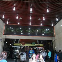 Santiago de Chile, Barrio Comercial Bascuñán. Galería Comercial.