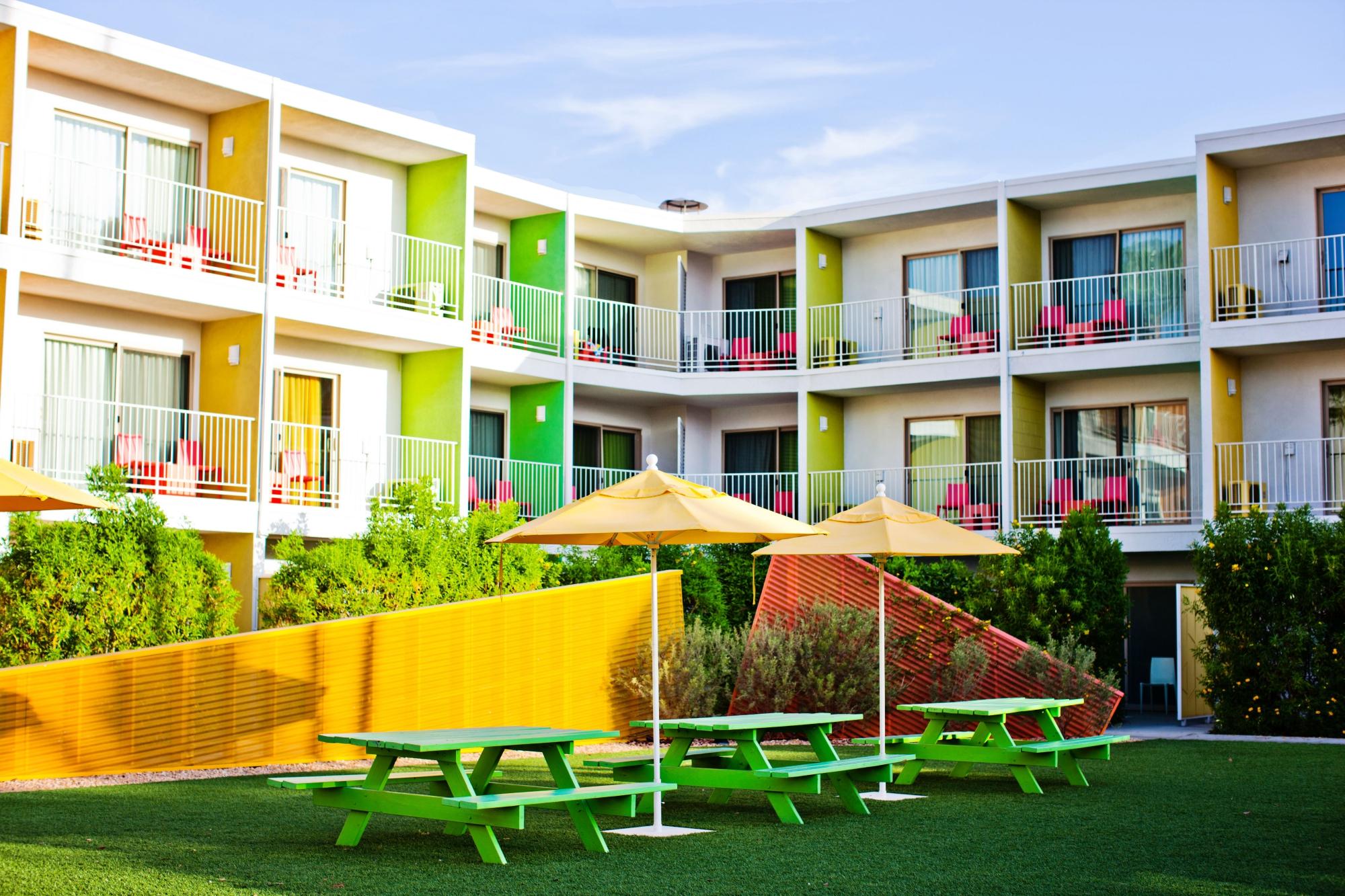 Hotel photo 1 of The Saguaro Palm Springs.