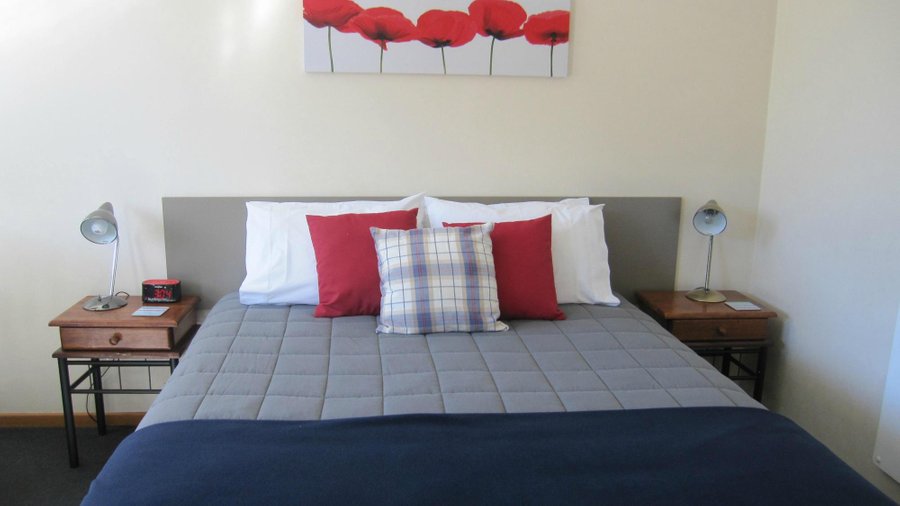 Studio and 1 Bedroom units all have queen beds, very spacious