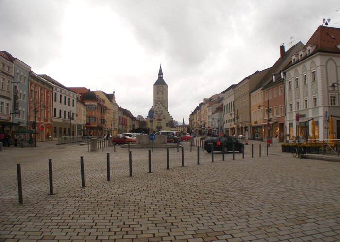 Large area for markets near the Alte Rathaus