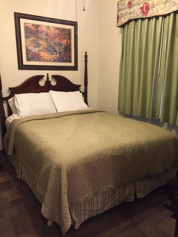 AIR FORCE INN, MACDILL AIR FORCE BASE - Specialty Hotel Reviews (Tampa, FL)