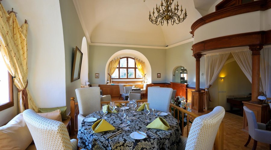 Restaurant at the Questenberk hotel Prague