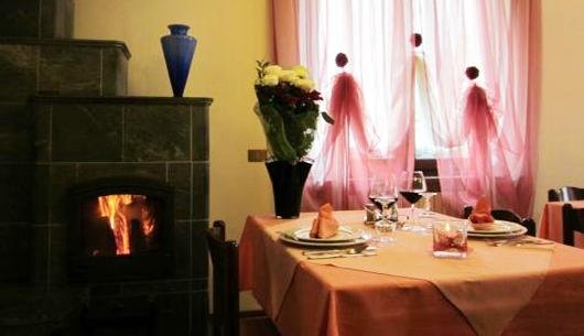Al Sasso - particolare sala ristorante