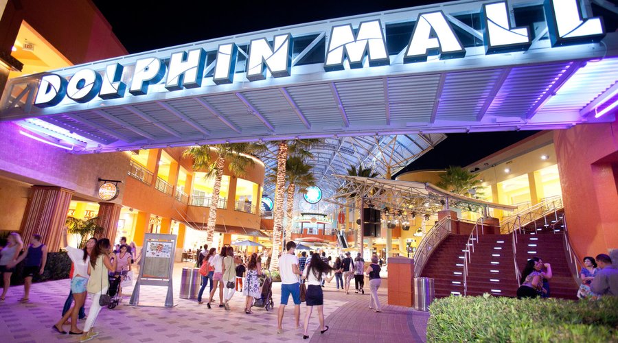 Top 5 Must-Visit Dolphin Mall Stores for Fashion Lovers