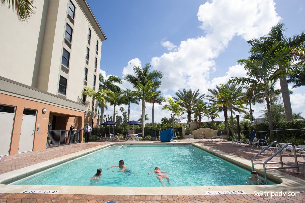 Four Points By Sheraton Punta Gorda Pool Pictures & Reviews - Tripadvisor