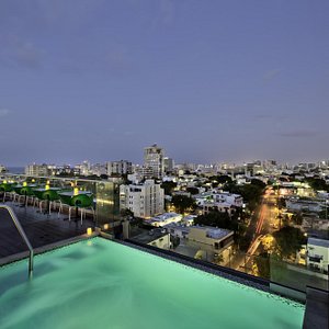 Rooftop Pool Bar & Terrace
