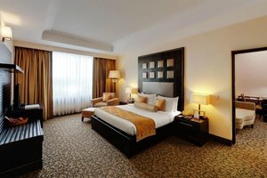 Room & Suite