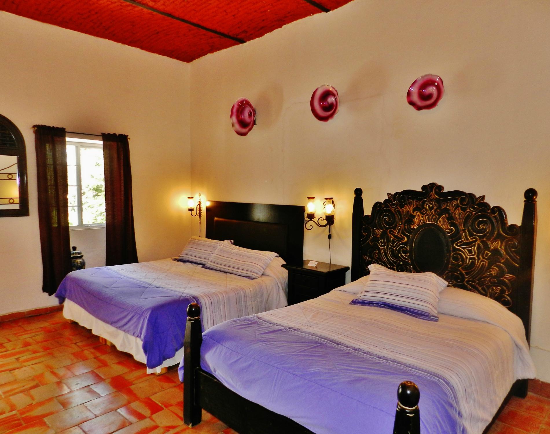 ROSA MORADA HOTEL BED & BREAKFAST Desde $2,105 (Tlaquepaque, Jalisco ...