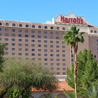 Cinnabon is inside Harrah's