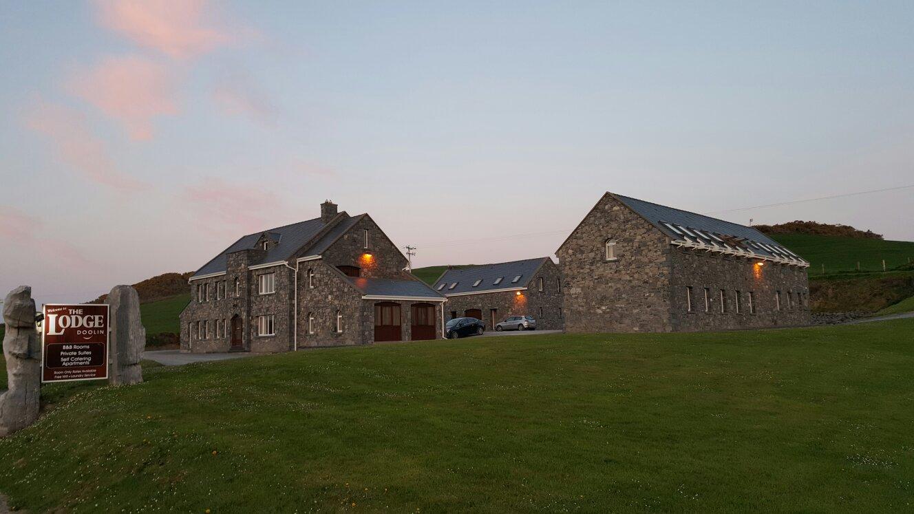 THE LODGE, DOOLIN (AU$170): 2022 Prices & Reviews (Ireland) - Photos Of ...