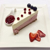 Semifreddo alle fragole dolce della casa