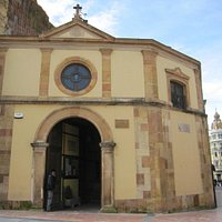 Imagen de la capilla de La Balesquida