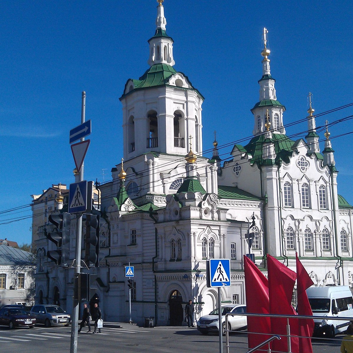 Церковь тюмень. Спасская Церковь Тюмень. Симеоновская Церковь Тюмень. Church of the Savior Тюмень. Каталитическая Церковь в Тюмени.