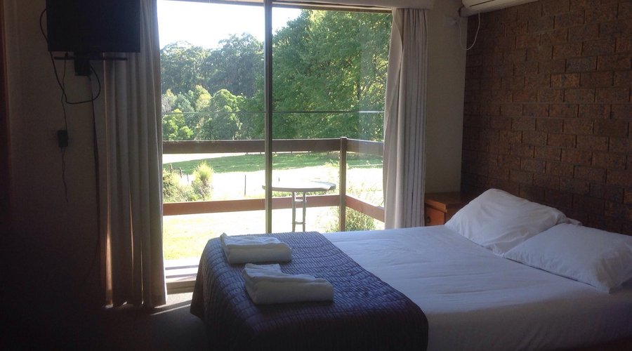 Double room - $99 per night for 2 guests.  Each room has tea/coffee making facilities,air condit