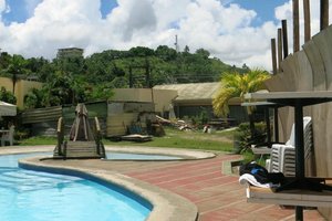 Pool & Beach