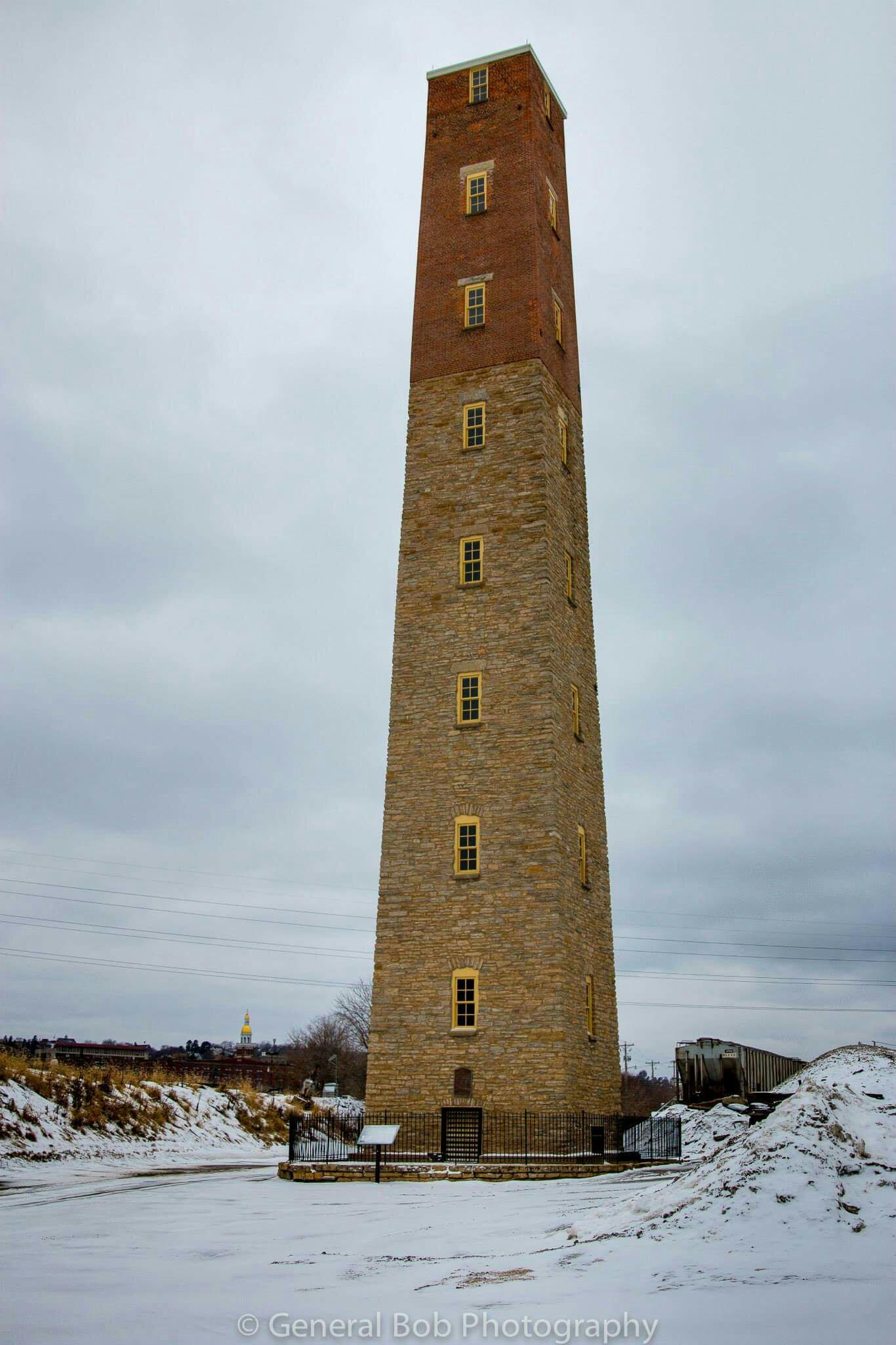 shot tower pizza dubuque