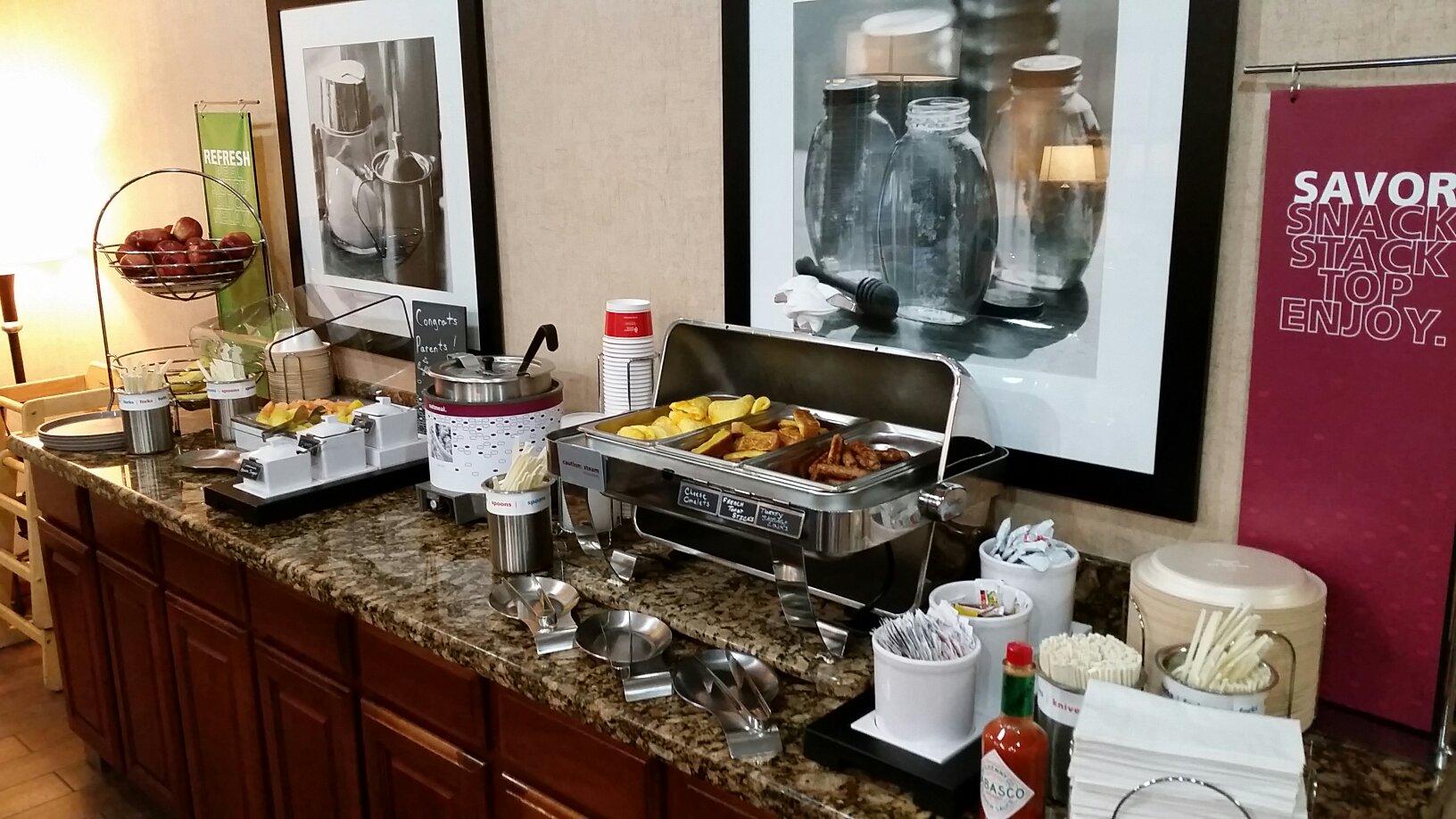 HAMPTON INN LONGMONT Updated 2022 Reviews CO   Breakfast Area 