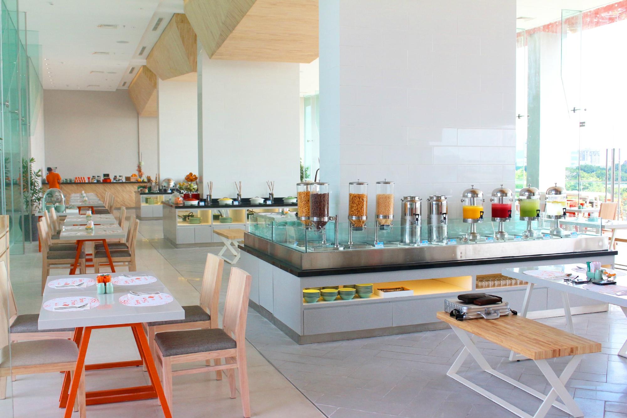 Hotel photo 9 of HARRIS Hotel & Conventions Gubeng Surabaya.