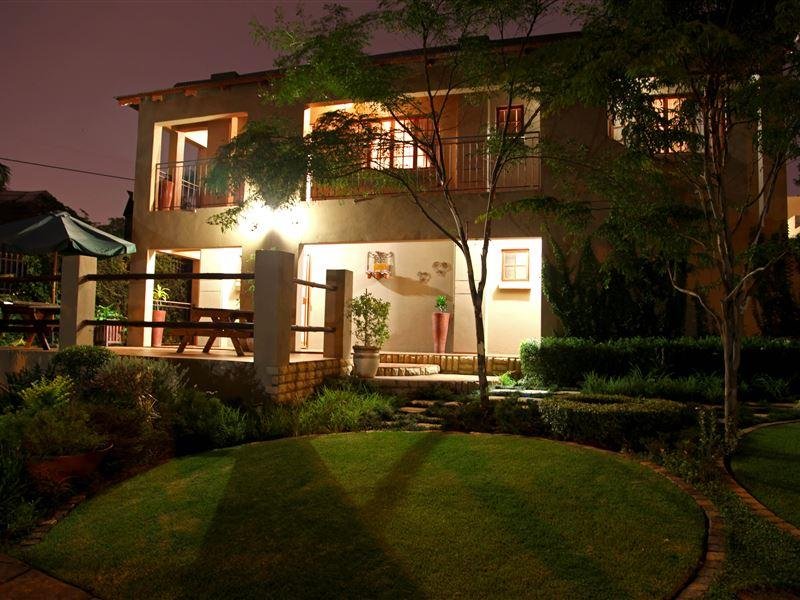 EAST VIEW GUEST HOUSE (Pretoria) - Guesthouse Reviews, Photos, Rate ...