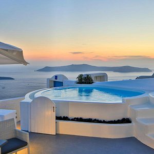 Dreams Luxury Suites, hotel in Santorini