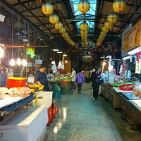 市場の奥