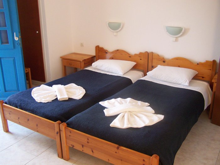 ELEFTHERIA STUDIOS - Prices & Condominium Reviews (Antiparos, Greece)