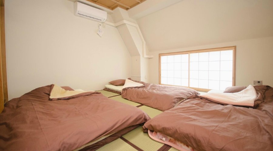 Triple room