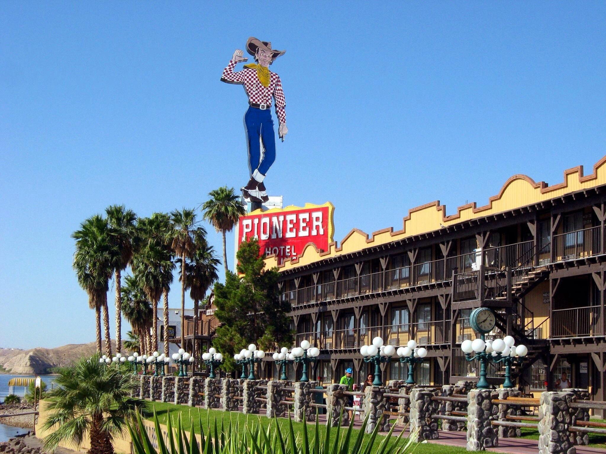 The New Pioneer Laughlin NV Omd Men Tripadvisor   Pioneer Casino 