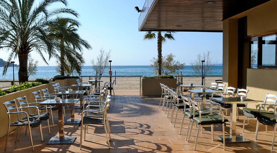 Zona exterior del hotel