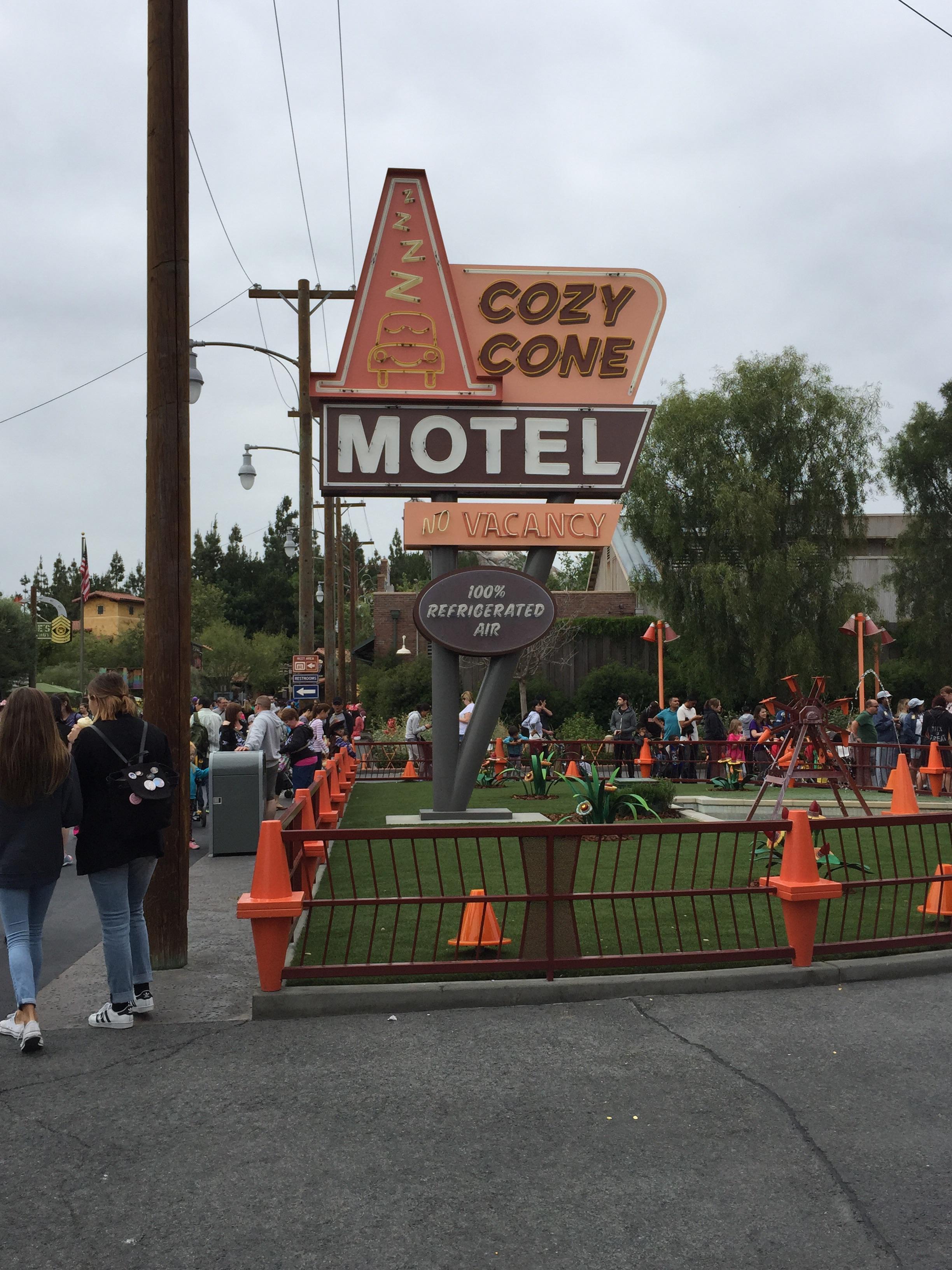 COZY CONE MOTEL, Anaheim - Menu, Prices & Restaurant Reviews