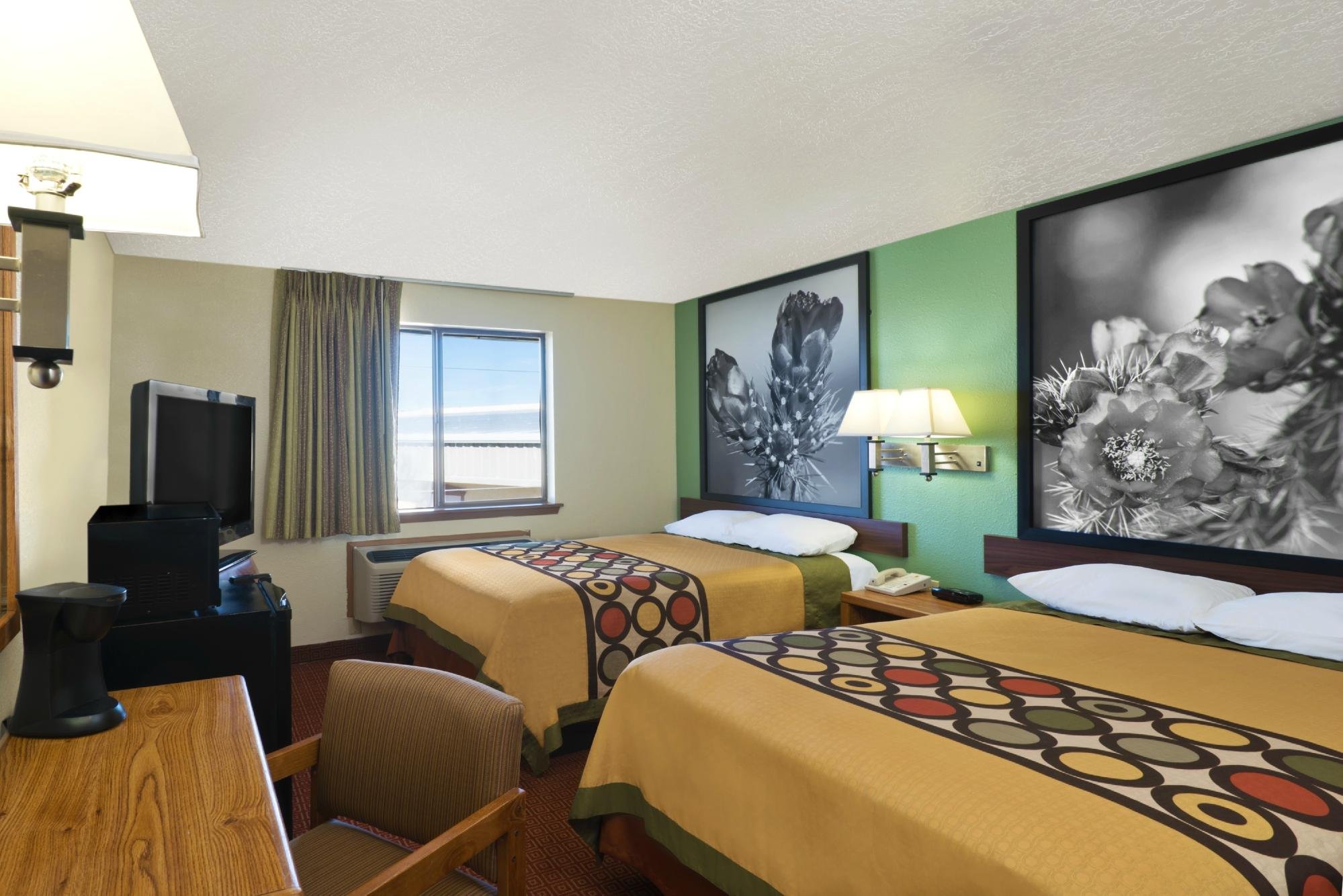 Super 8 By Wyndham Alamogordo Rooms Pictures Reviews Tripadvisor   Super 8 Alamogordo 