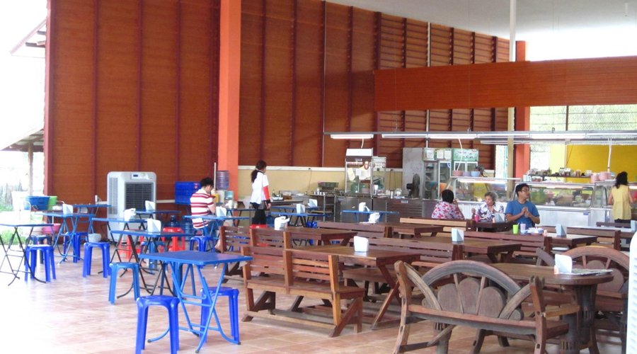 food area in new restaurant  2015