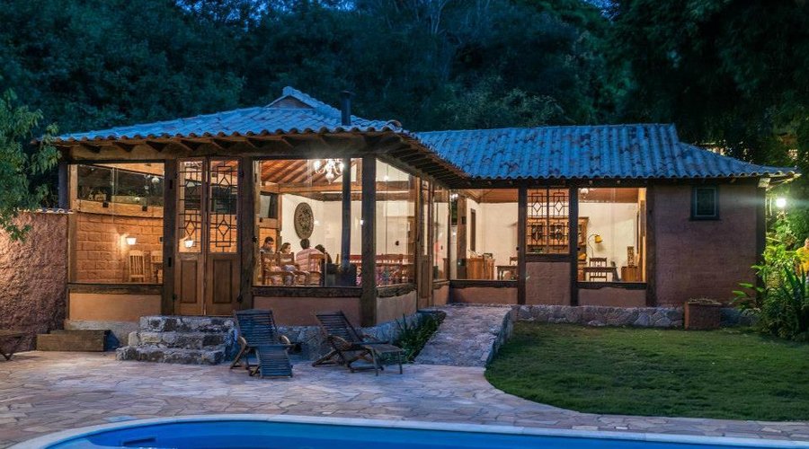 Piscina / salão de café da manhã
