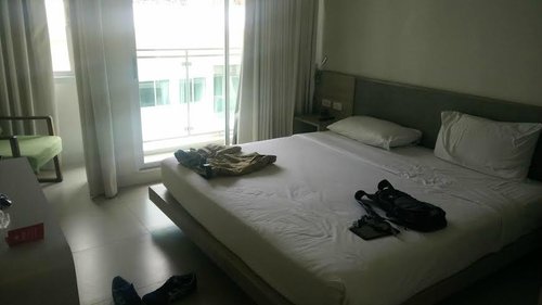 SUNSHINE HOTEL & RESIDENCES - Updated 2024 Prices & Reviews (Pattaya ...