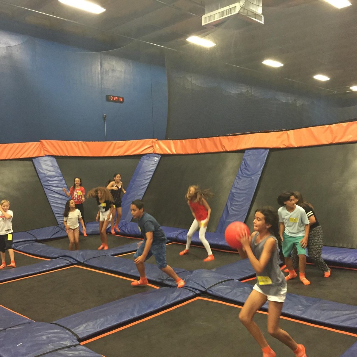 Sky Zone Trampoline Park (Doral) 2022 Alles wat u moet weten VOORDAT