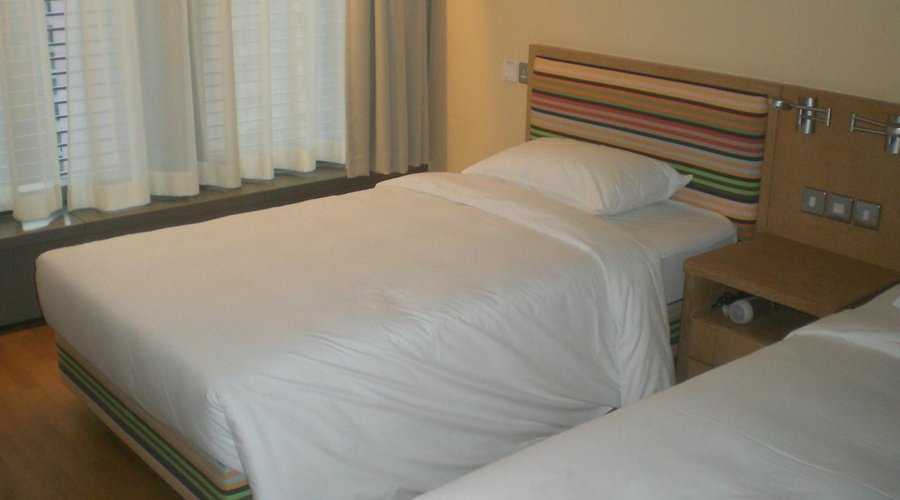 Twin Bed