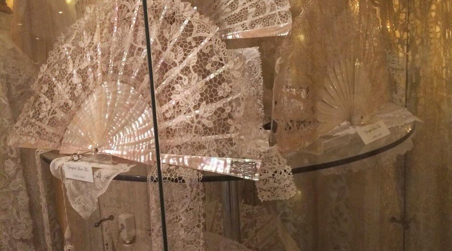 Sheelin Antique Irish Lace Shop & Museum