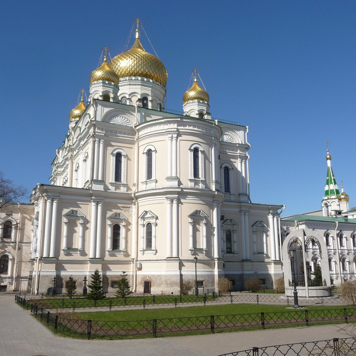 Воскресенский Новодевичий Монастырь, Санкт-Петербург: лучшие советы перед  посещением - Tripadvisor